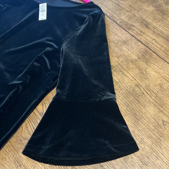 Talbots Velvet Bell Sleeve Top - Picture 4 of 5